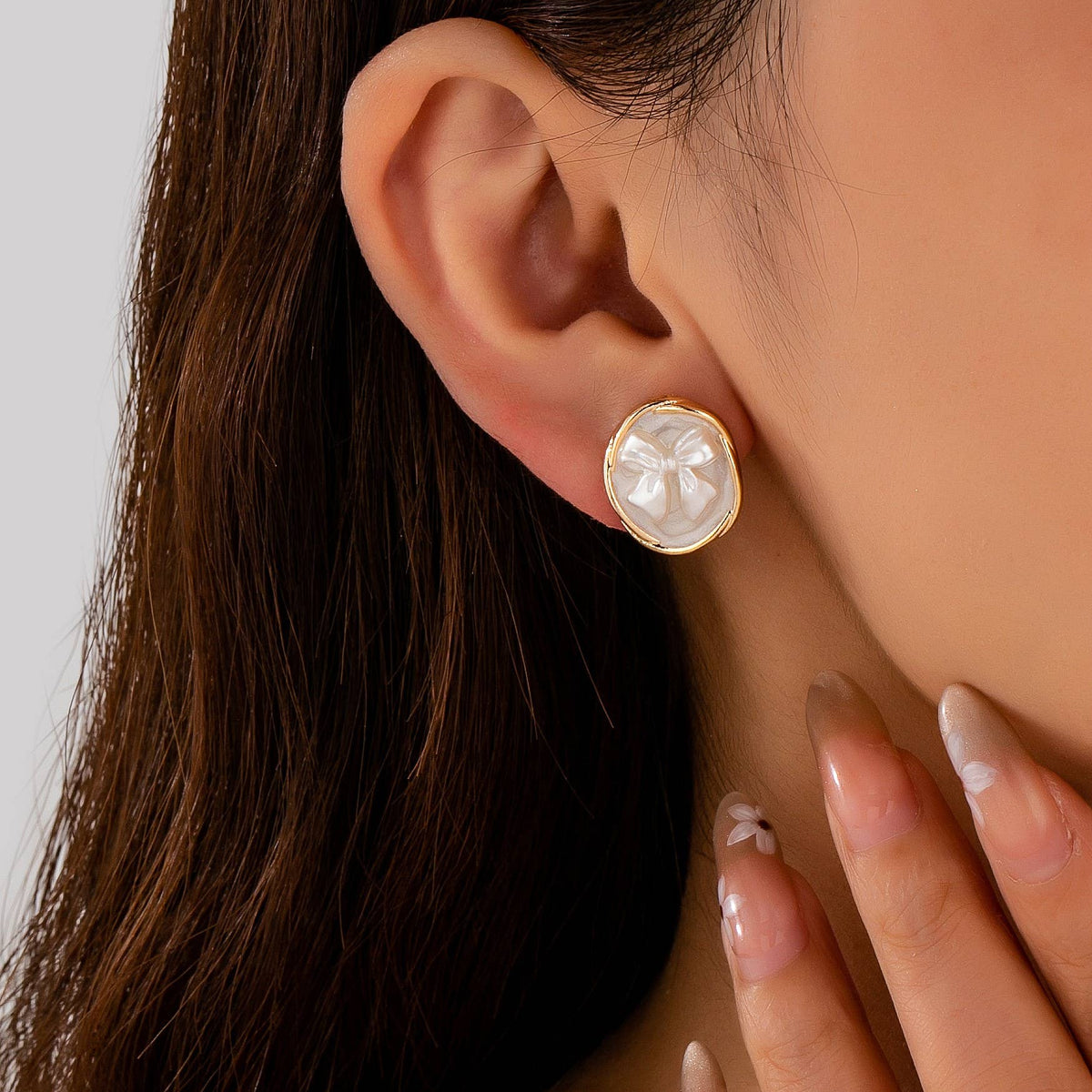 Bow Pendant Earring