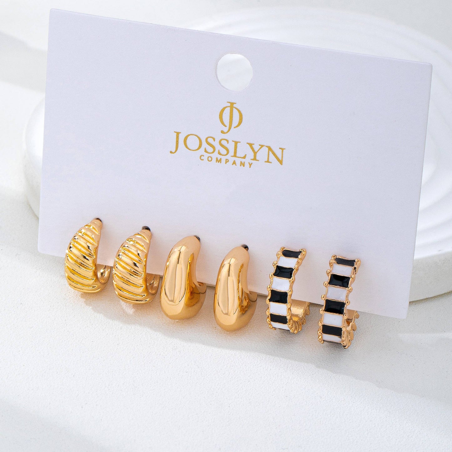 Checkered And Textured Hoop Earrings- Gold